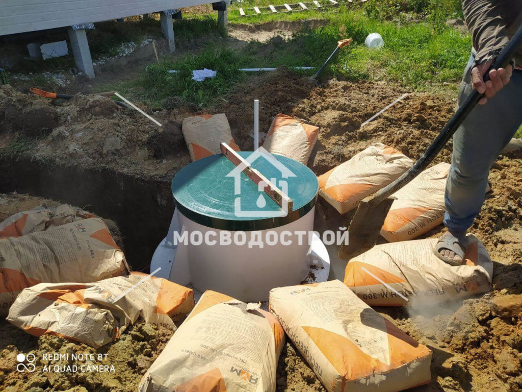 Скважина с кессоном в д. шелогурово