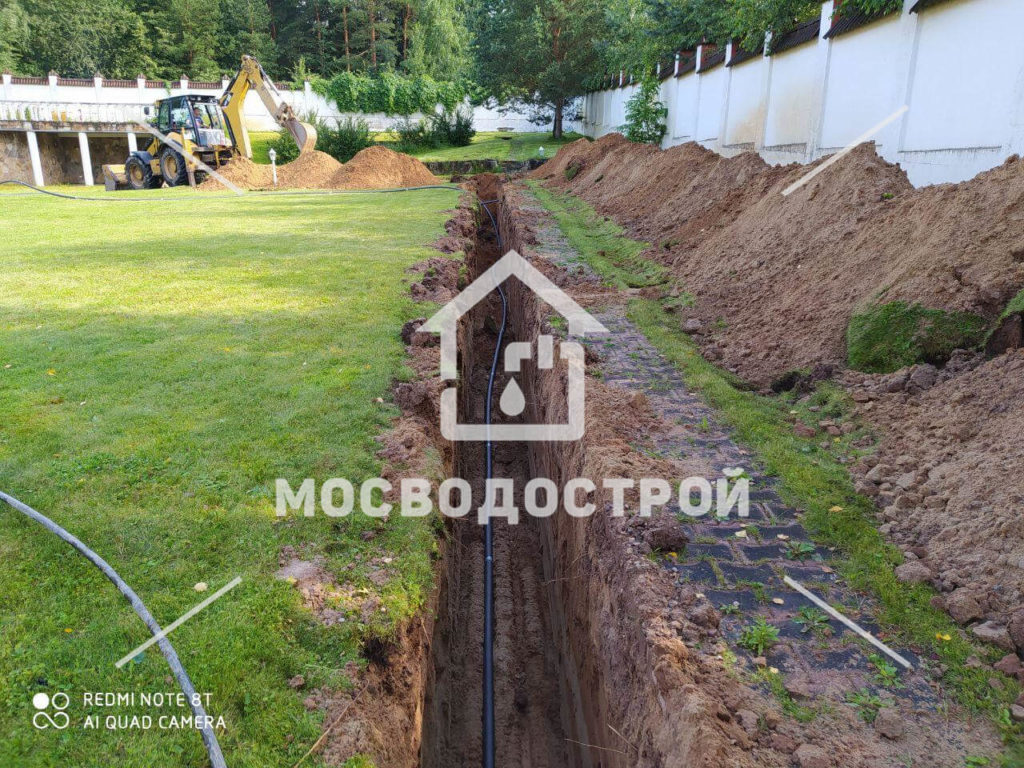Скважина с кессоном в д. левково (17)