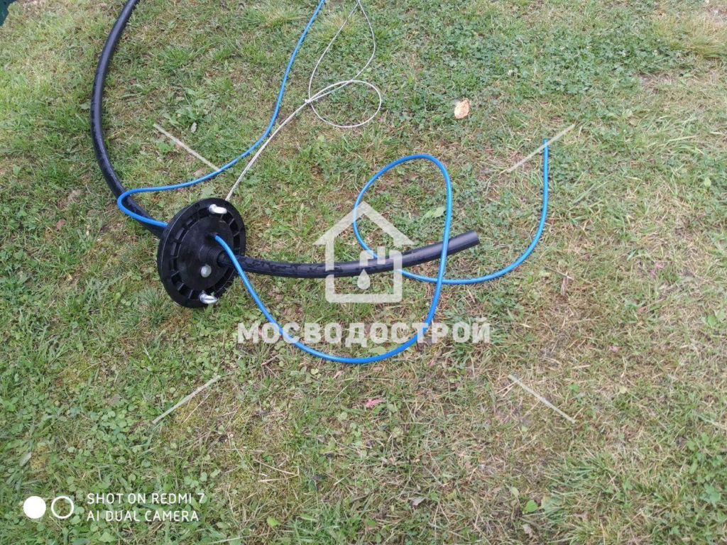 Скважина с оголовком в снт лесная поляна (6)