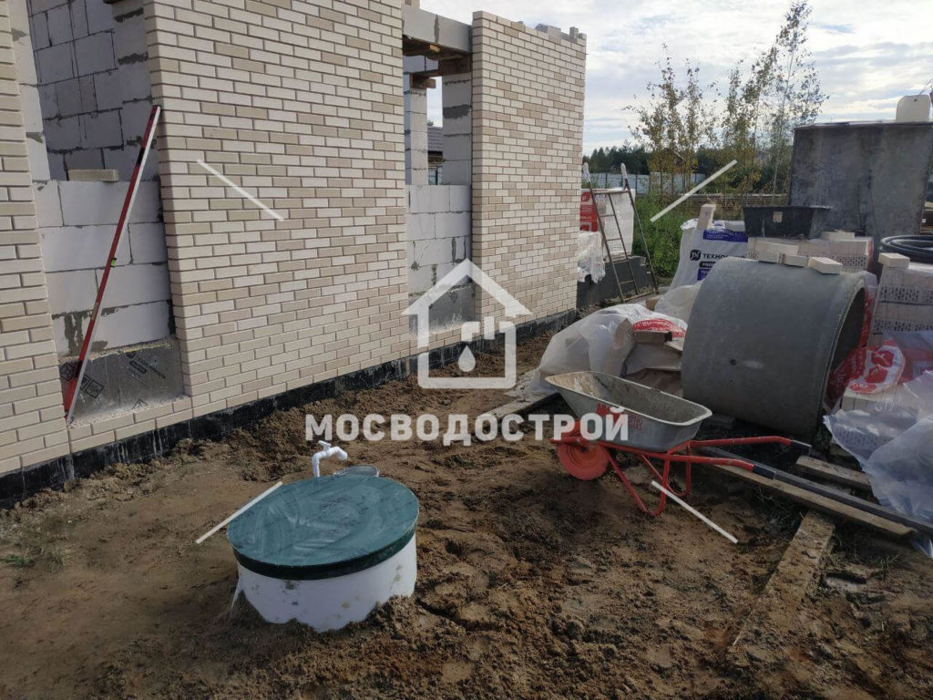 Скважина с кессоном в д. глебово