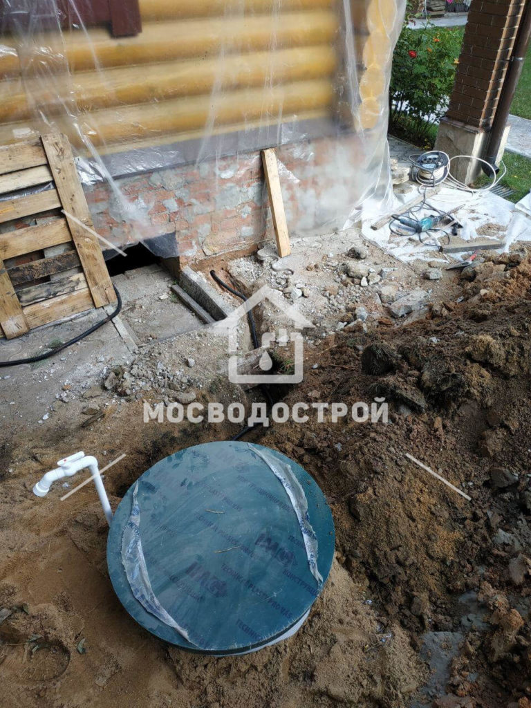 Скважина с кессоном в д. говорово (2)