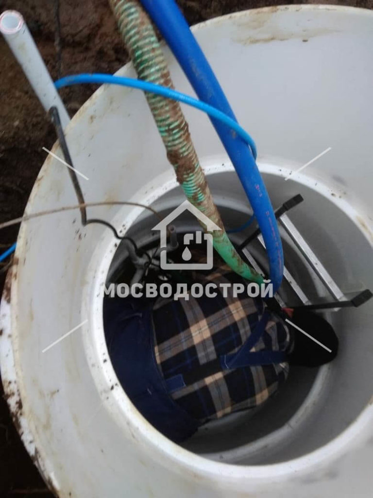 Скважина с кессоном в снт росток (9)