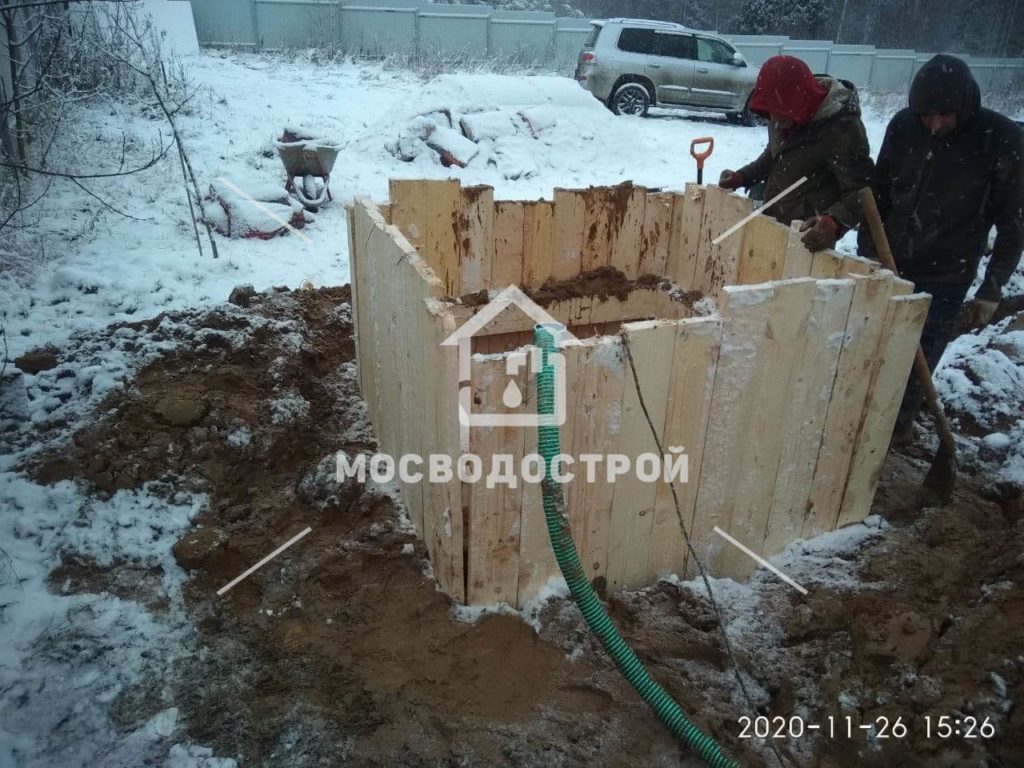 Скважина с кессоном в д. лопотово (17)