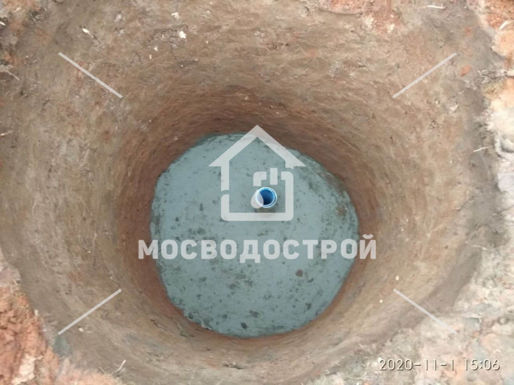 Скважина с кессоном в д. пушкарка (10)